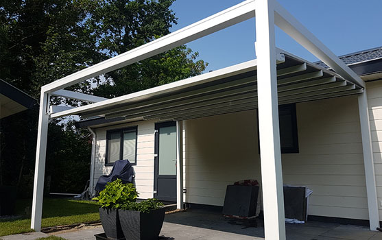 zon- en regenwering pergola q